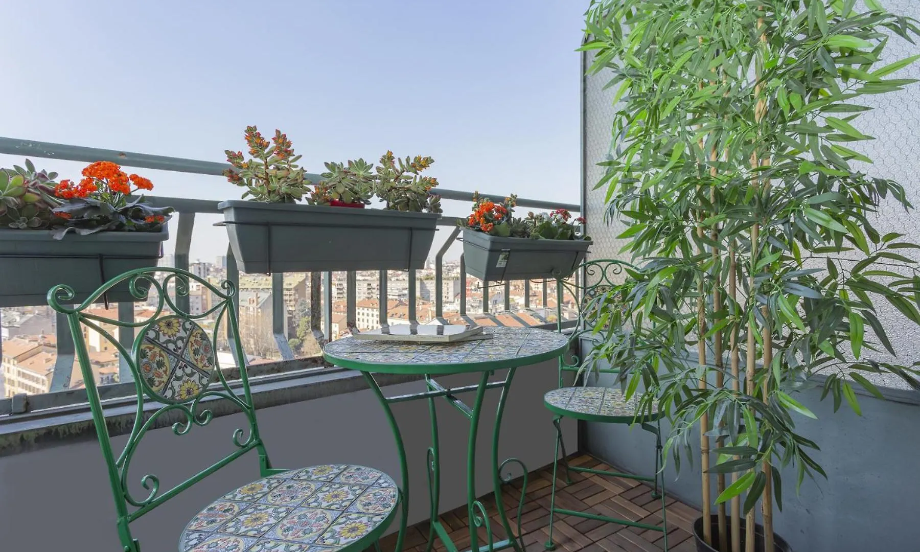Skyline View Biancamano 1 Bdr With Balcony By Rentopolis Milan 0*,  Italy