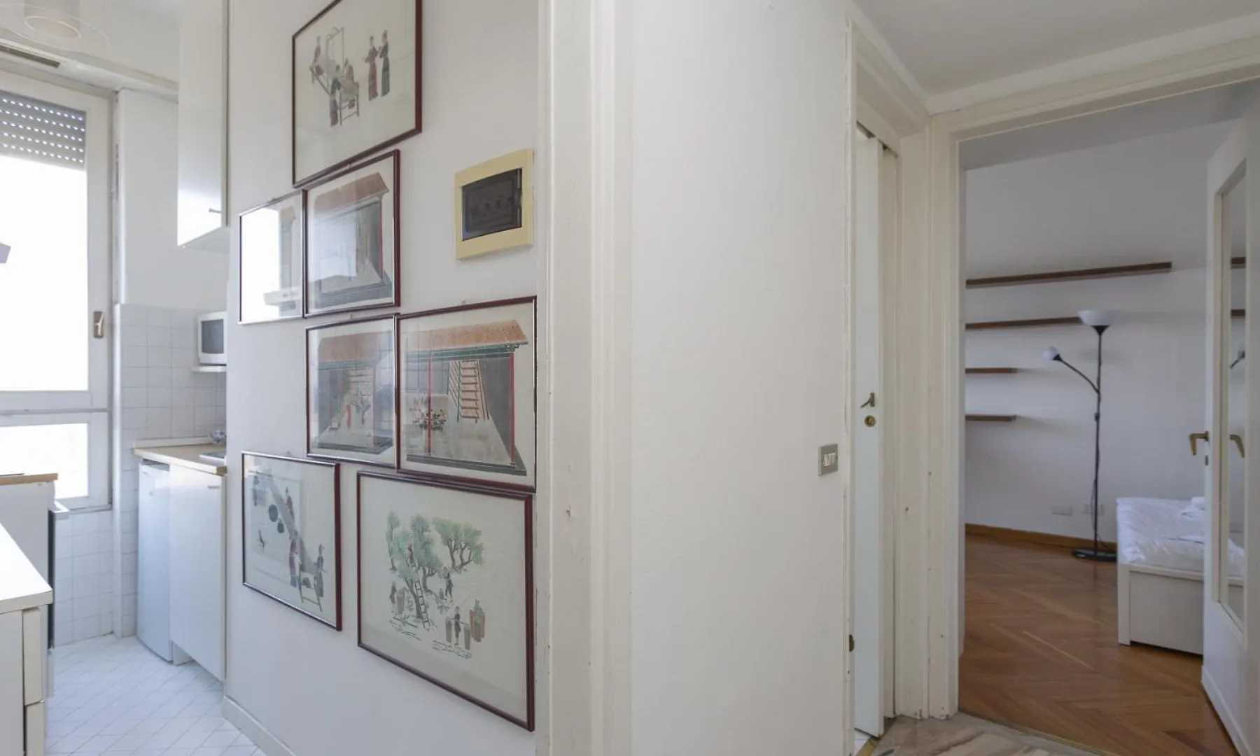 Skyline View Biancamano 1 Bdr With Balcony By Rentopolis Milan Apartment