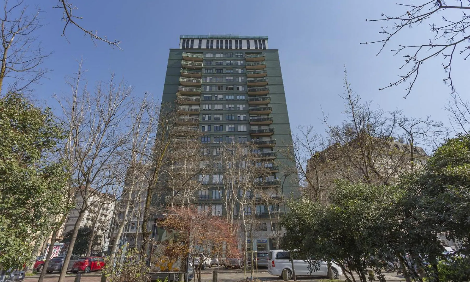 Skyline View Biancamano 1 Bdr With Balcony By Rentopolis Milan Apartment