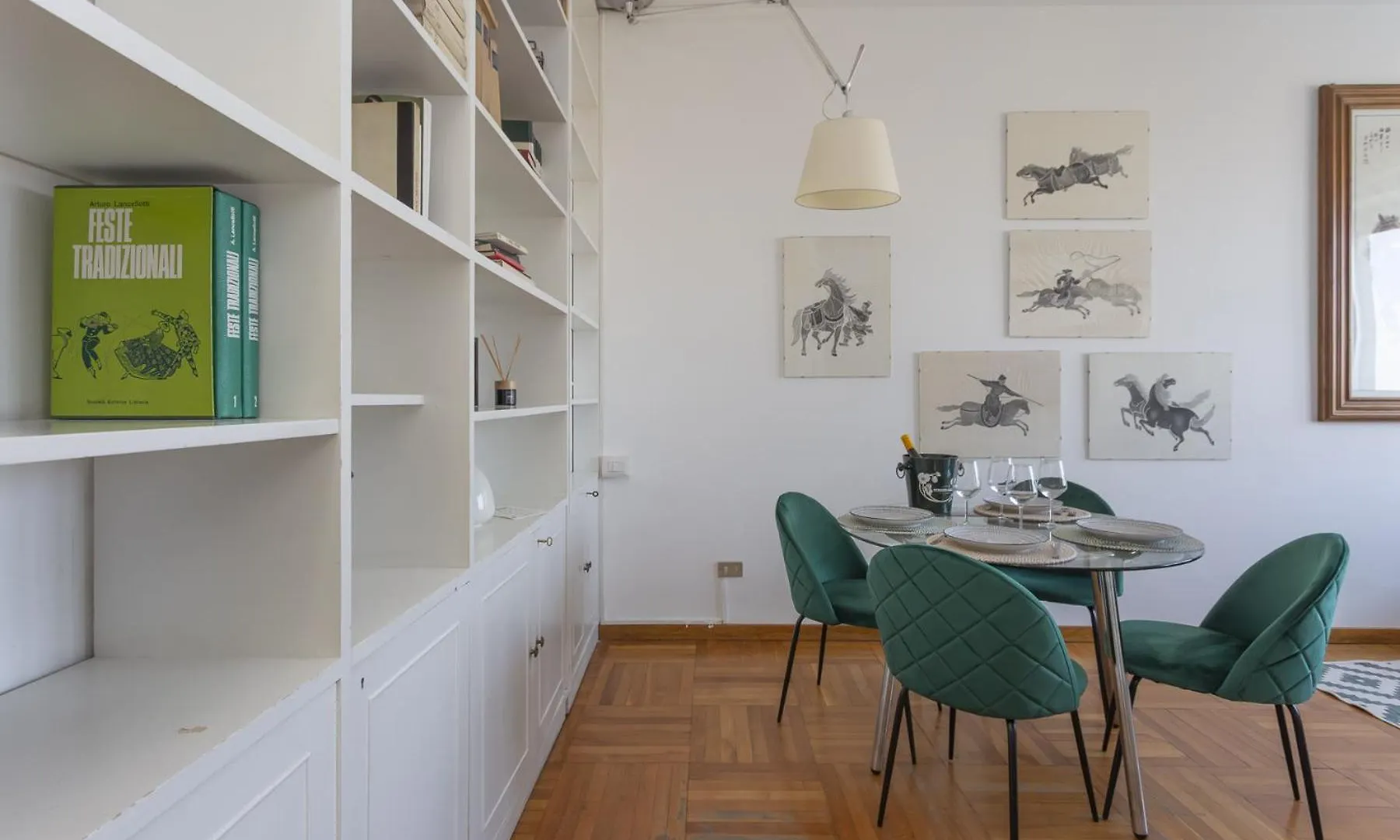 Apartment Skyline View Biancamano 1 Bdr With Balcony By Rentopolis Milan Italy